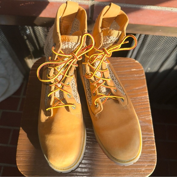 Timberland Women’s Open Weave Wheat Combat Boots Size: 8 - Picture 4 of 10
